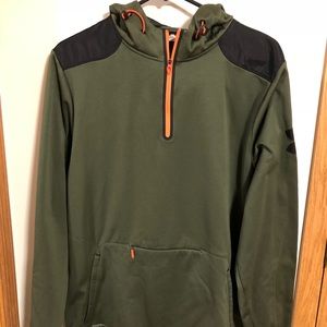 Men’s Large Under Armour Sweatshirt